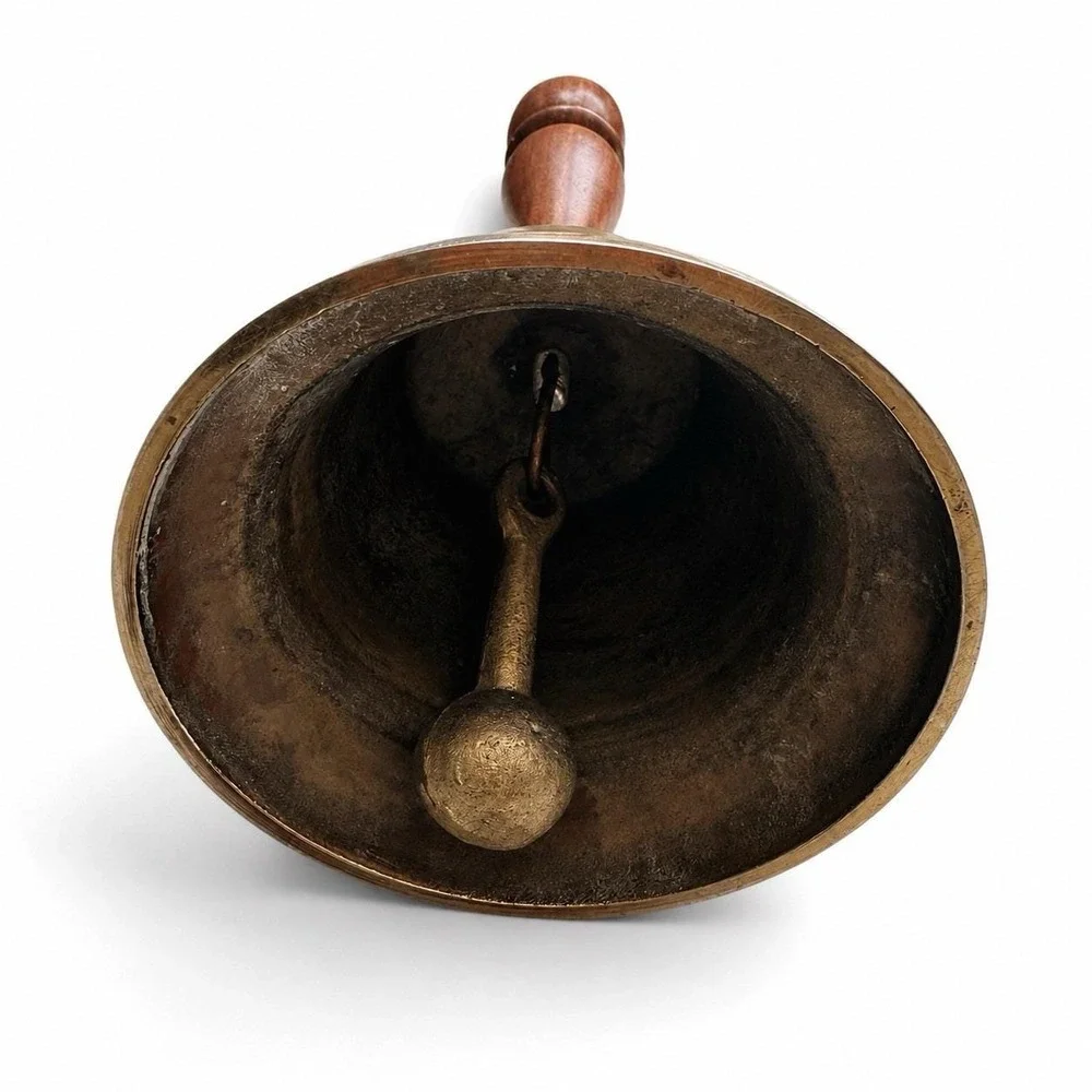Vintage‎ Heavy Solid Brass Hand Bell Wood Handle Loud Farmhouse Dinner Bell